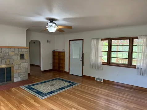7892 Old 101 Road Armstrong Creek WI 54103