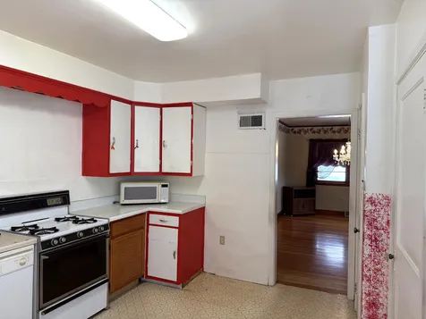 7892 Old 101 Road Armstrong Creek WI 54103