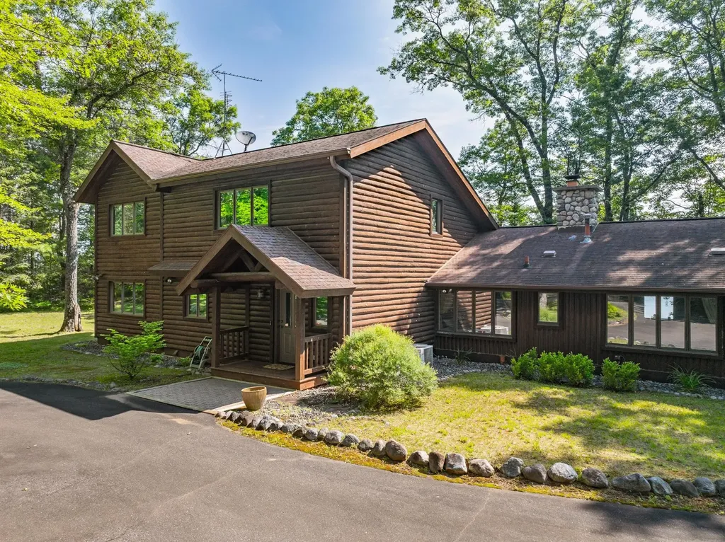 14090 Gauthier Lane Lac Du Flambeau WI 54538
