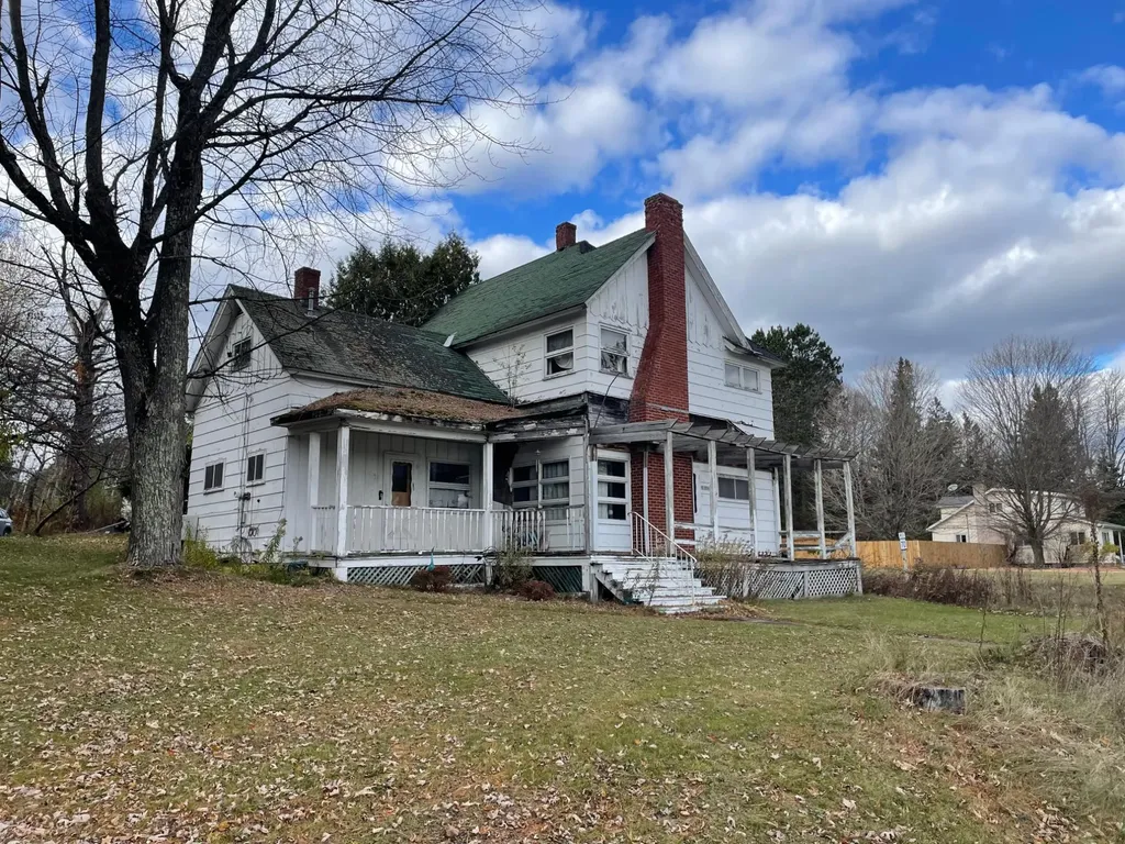 N14069 Flambeau Avenue Fifield WI 54524