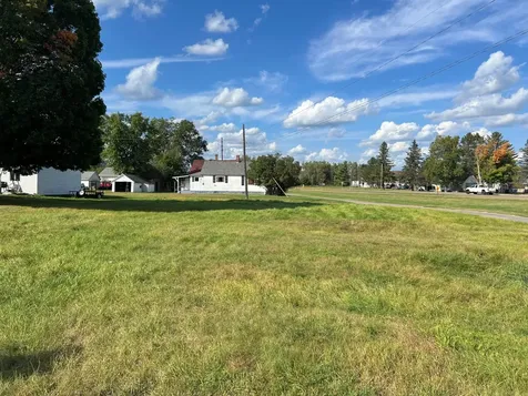 Tbd Caspian Avenue W Caspian MI 49915