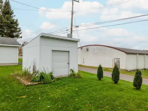 12 1st Street S Crystal Falls MI 49920