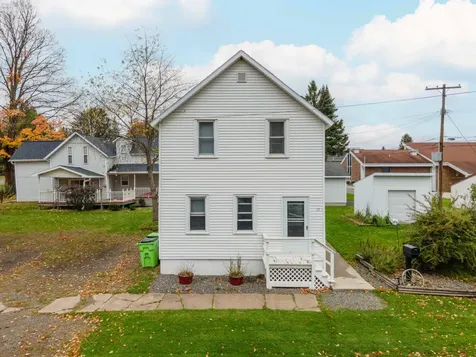 12 1st Street S Crystal Falls MI 49920