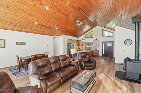 10562 Hwy M64 Marenisco MI 49947
