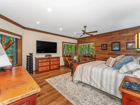 1612 Mckinley Blv Eagle River WI 54521