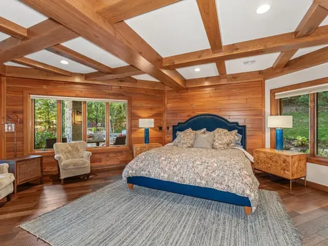 1612 Mckinley Blv Eagle River WI 54521