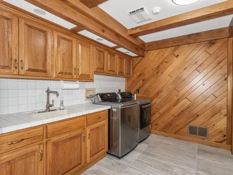 1612 Mckinley Blv Eagle River WI 54521