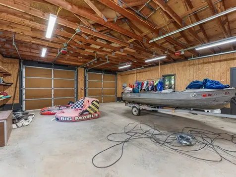 1612 Mckinley Blv Eagle River WI 54521