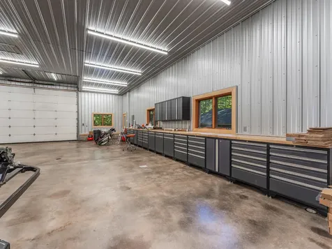 1612 Mckinley Blv Eagle River WI 54521