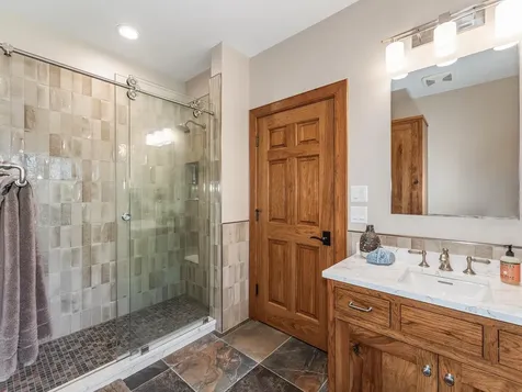 1612 Mckinley Blv Eagle River WI 54521