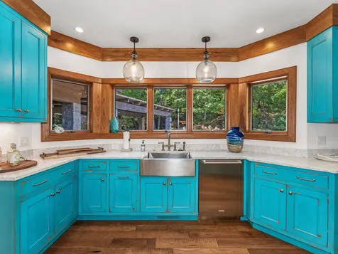 1612 Mckinley Blv Eagle River WI 54521