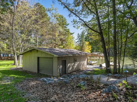 1612 Mckinley Blv Eagle River WI 54521