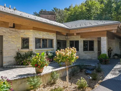 1612 Mckinley Blv Eagle River WI 54521