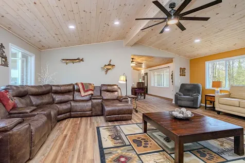 9014 North Star Road Winchester WI 54557