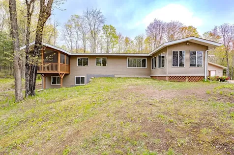 9014 North Star Road Winchester WI 54557