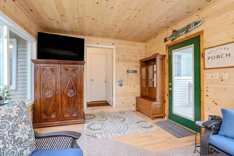 9014 North Star Road Winchester WI 54557