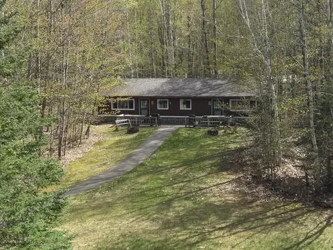 3917 Point Of View Trail Phelps WI 54554