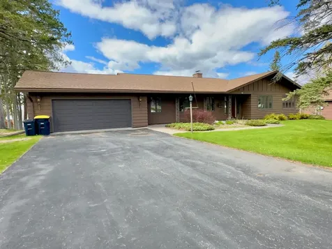 725 Lake Shore Drive Rhinelander WI 54501