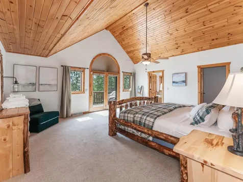 3717 Chain O Lakes Road Eagle River WI 54521