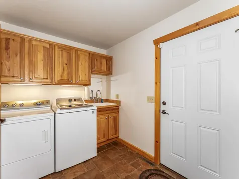 3717 Chain O Lakes Road Eagle River WI 54521