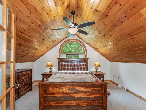 3717 Chain O Lakes Road Eagle River WI 54521