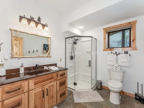 3717 Chain O Lakes Road Eagle River WI 54521