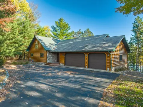 3717 Chain O Lakes Road Eagle River WI 54521