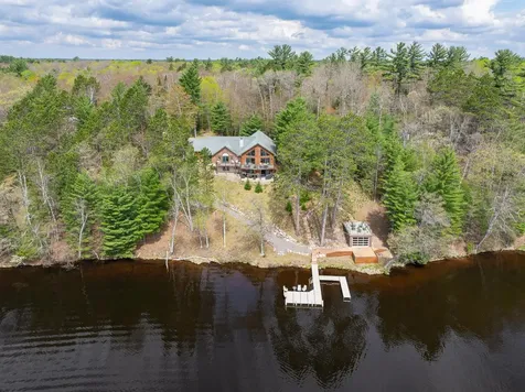 3717 Chain O Lakes Road Eagle River WI 54521