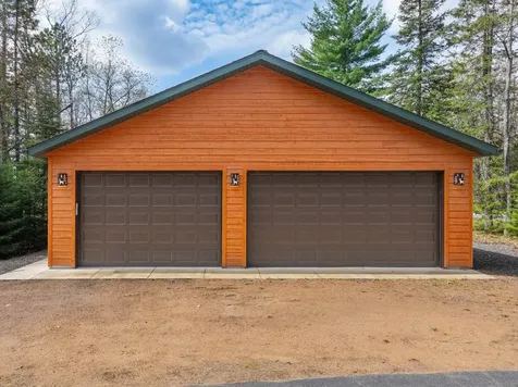 3717 Chain O Lakes Road Eagle River WI 54521