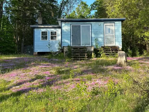 4050 Shea Road Hurley WI 54534