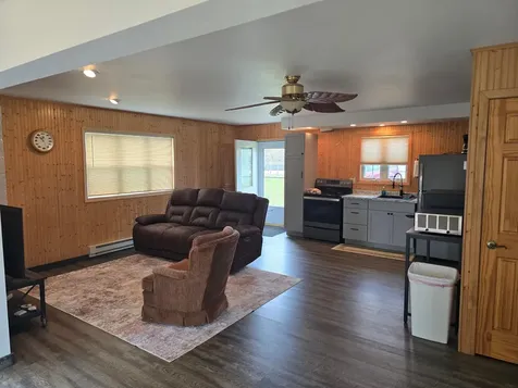 11922 Highway 32 Suring WI 54174