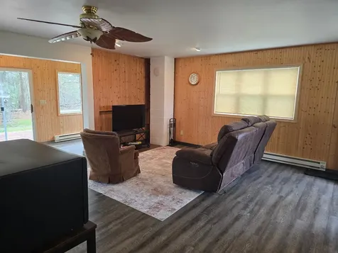 11922 Highway 32 Suring WI 54174