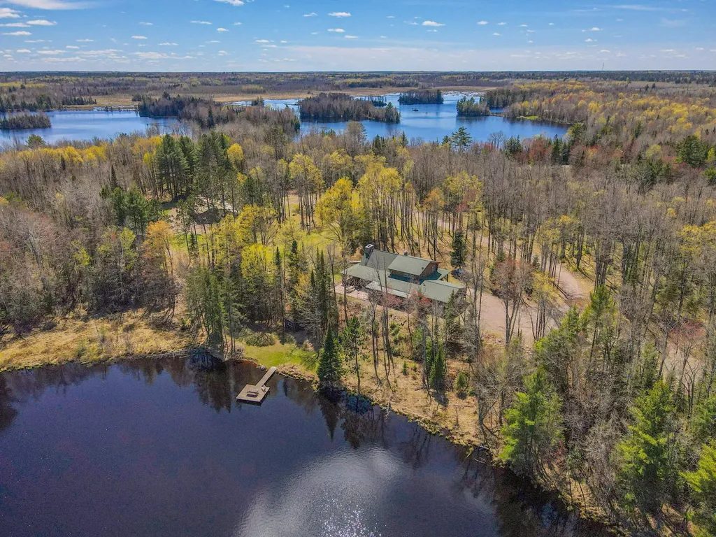 N13038 Hicks Landing Road Fifield WI 54524