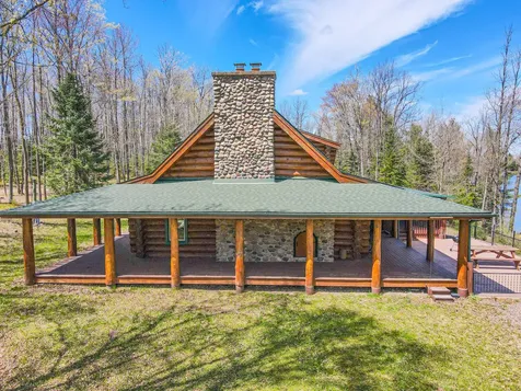 N13038 Hicks Landing Road Fifield WI 54524