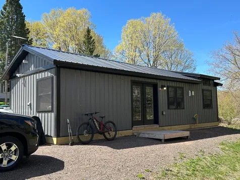 506 Mine Street S Bessemer MI 49911