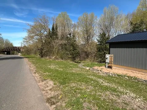 506 Mine Street S Bessemer MI 49911