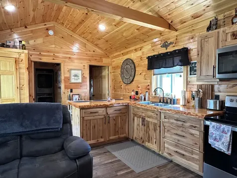 506 Mine Street S Bessemer MI 49911