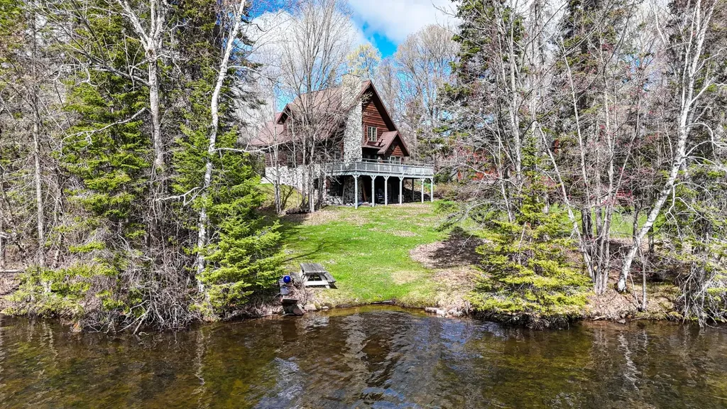 7544 Cth P Presque Isle WI 54557