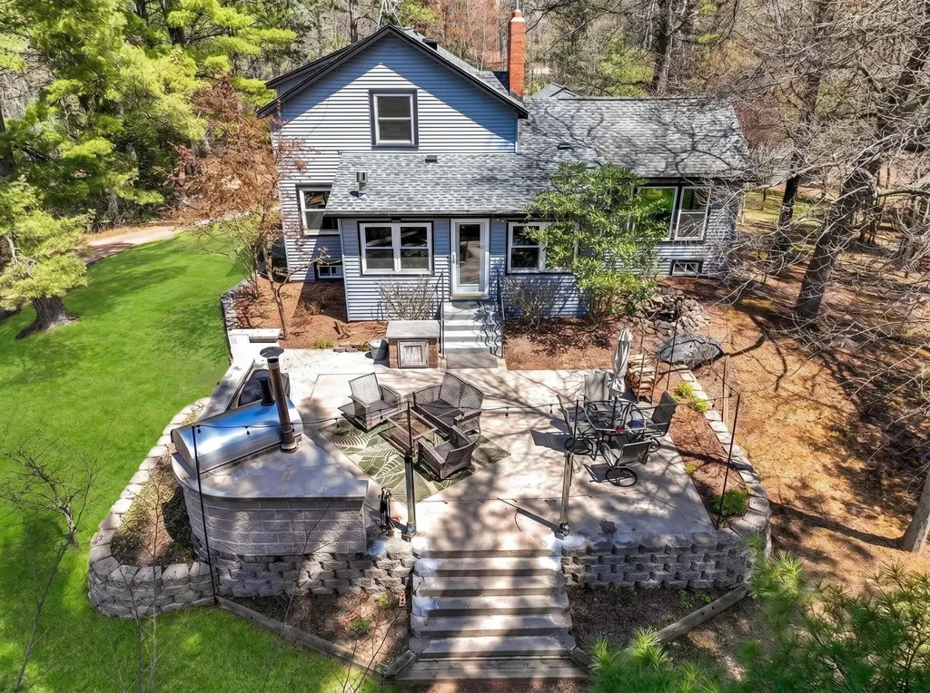 9537 Spillman Lane Tomahawk WI 54487