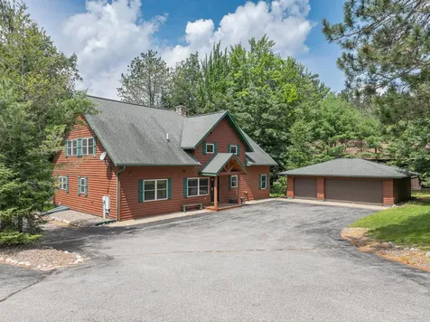 1959 Rangeline Road Eagle River WI 54521