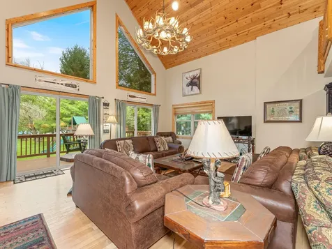 1959 Rangeline Road Eagle River WI 54521