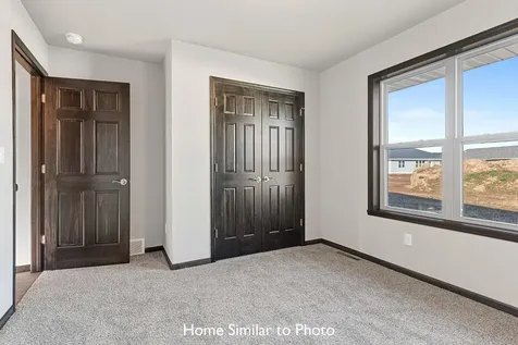 925 Constellation Way Marinette WI 54143