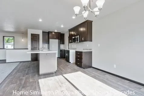 921 Constellation Way Marinette WI 54143