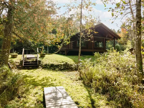 1325 Bates-amasa Road Iron River MI 49935