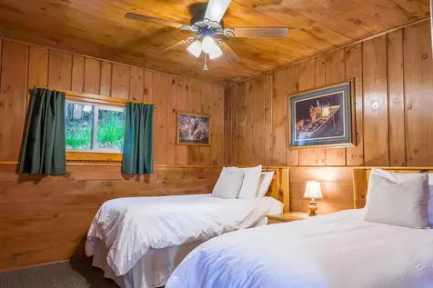 8971 Thoroughfare Road Minocqua WI 54548