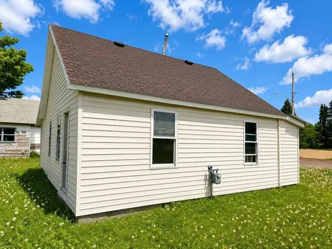 518 Presque Isle Street Marenisco MI 49947