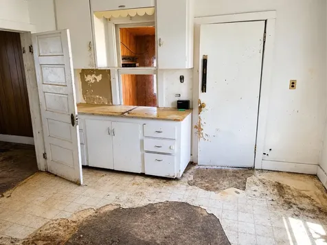 518 Presque Isle Street Marenisco MI 49947