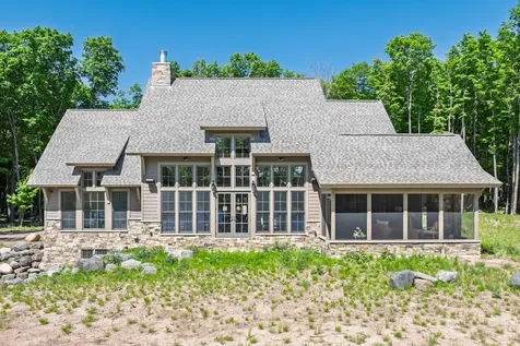 18751 Big Lake Road Watersmeet MI 49969