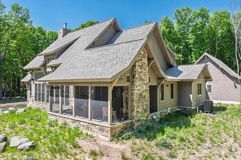 18751 Big Lake Road Watersmeet MI 49969