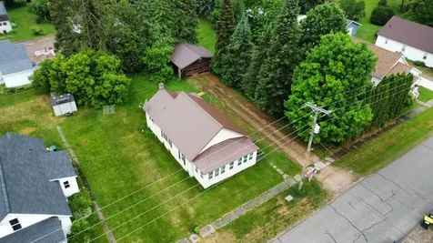 613 Lake Street White Lake WI 54491